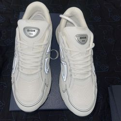 Dior B30 White Throw Offers 