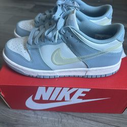 Nike Dunk Low Aura Clear 