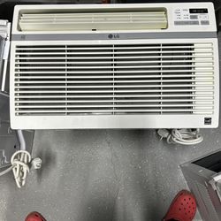 LG 10,000 BTU Air Conditioner 