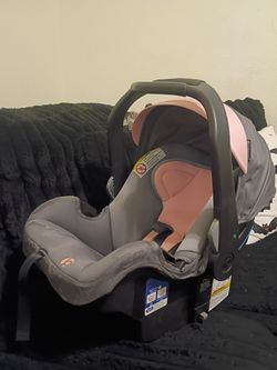 Carseat🎀