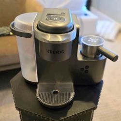 Keurig K cafe Cappuccino and Latte Maker