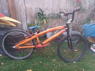 Intense junior 20' bmx race bike