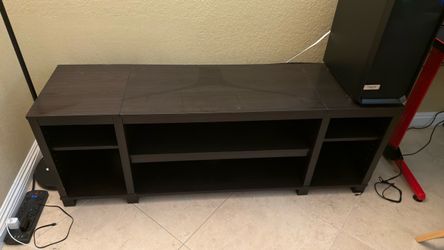 Free TV stand