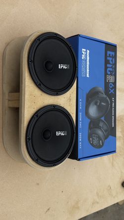 TT Panel With Speakers