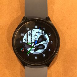 Galaxy Watch 5 With LTE