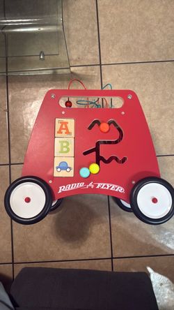 Radio Flyer Baby Activity Walker