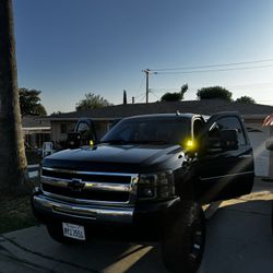 Clean Title Chevy Silverado 2010 1500 