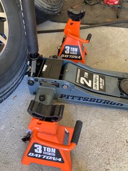 Low pro Jack and stands