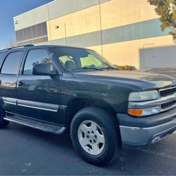 2004 Chevrolet Tahoe  LS 4 Doors SUV