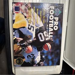 Vintage 1996 APBA Pro Football Board Game 