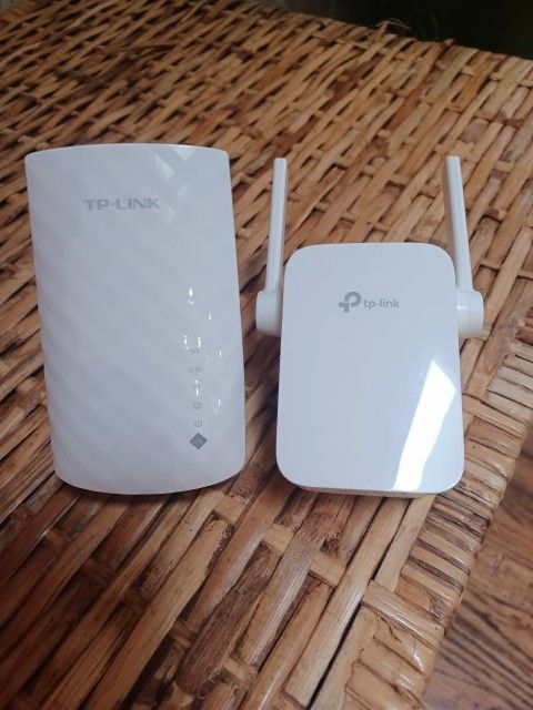 TP- Link WiFi Extenders