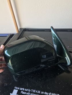 96-02 Toyota 4Runner Passenger side mirror