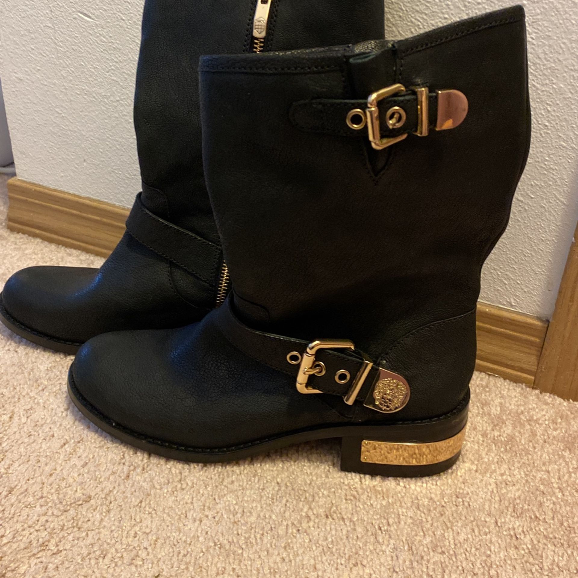 Vince Camuto Black leather boots  8-5 New