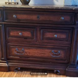 Wine Rack And Drawer
