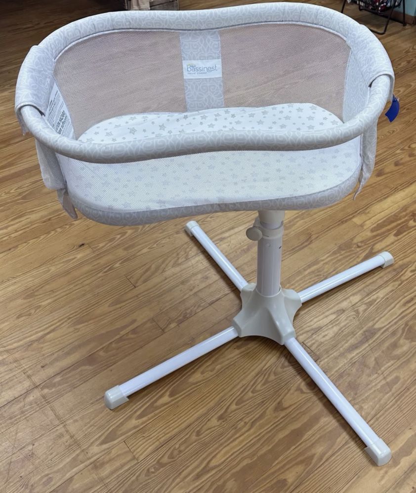 Halo Bassinet Swivel Sleeper 