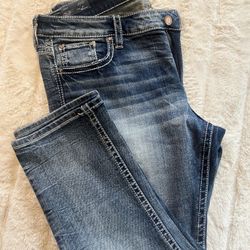 New Women’s Daytrip Jeans Size 33 Skinny Fit Mid Rise Waist