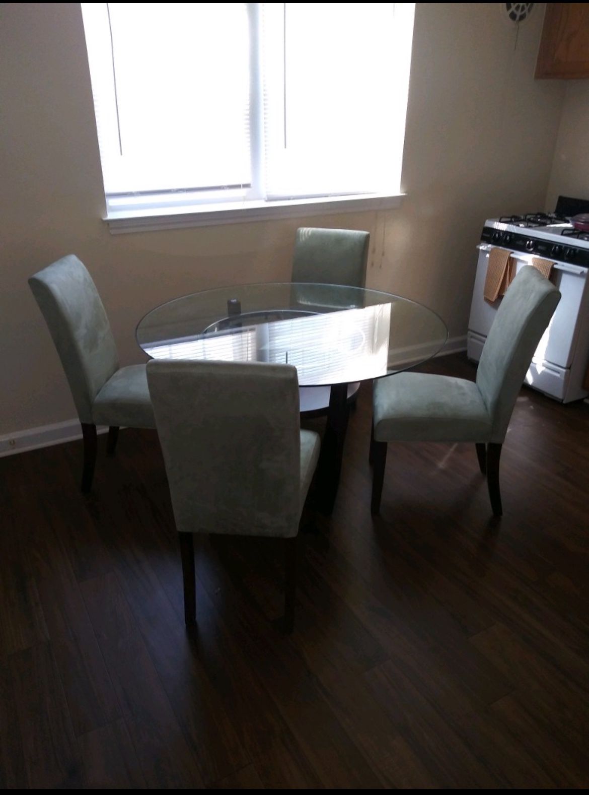 4 Chair Dining Set 