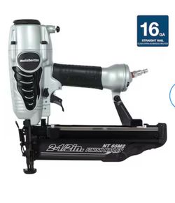 Metabo HPT 2-1/2-in 16 -Gauge Pneumatic Straight Finish Nailer