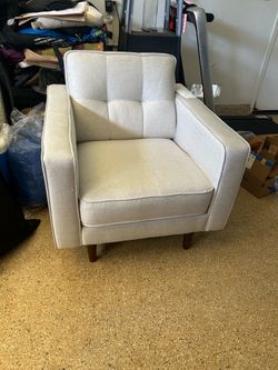 Accent chair