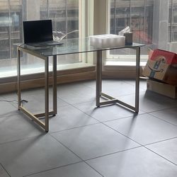 Desk or dining table