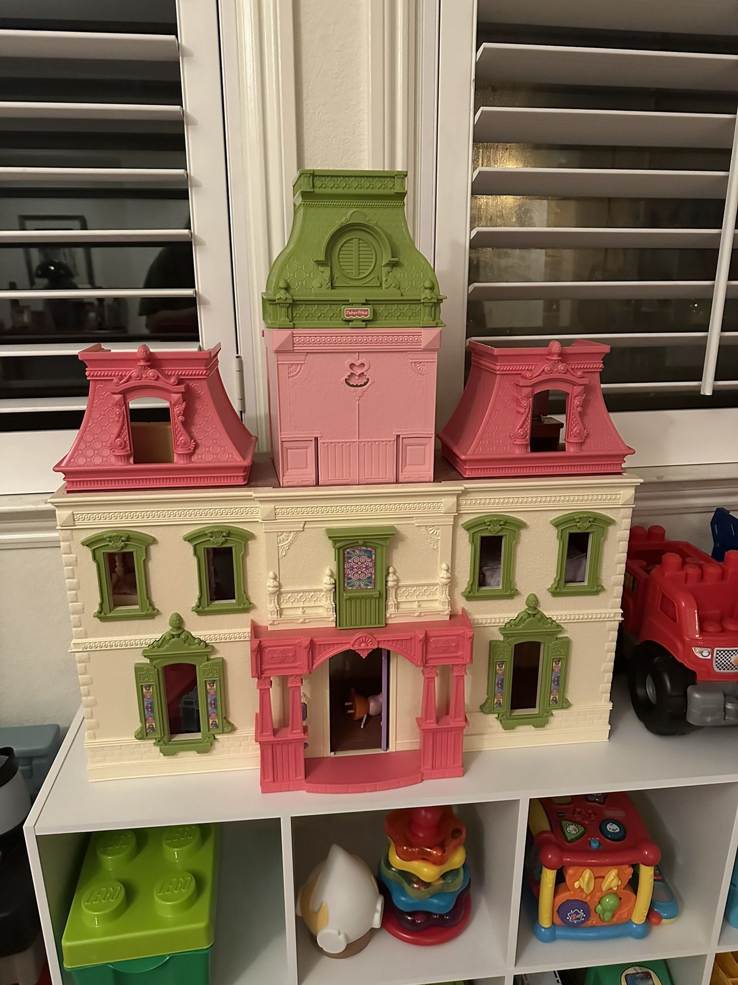 doll house 