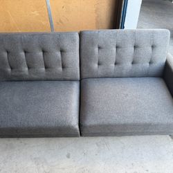 Tufton Futon