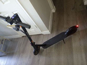 Electric scooter