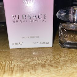 Versace Bright Crystal Perfume 