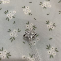 David Yurman Star-Shaped Ring With A Dazzling Array Of Diamonds 