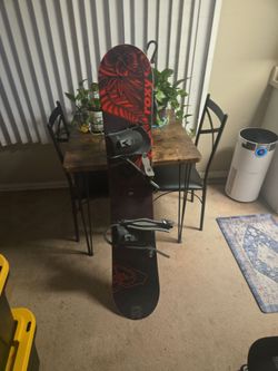 Roxy Snowboard with Bindings