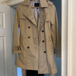 Brand New Banana Republic Coat For Lady’s 