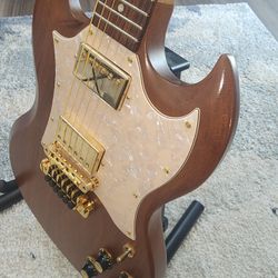 Gibson SG Tribute with Gold Hardware 