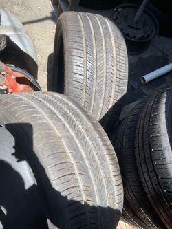 PAIR 265/35/19” Michelins $240 98%