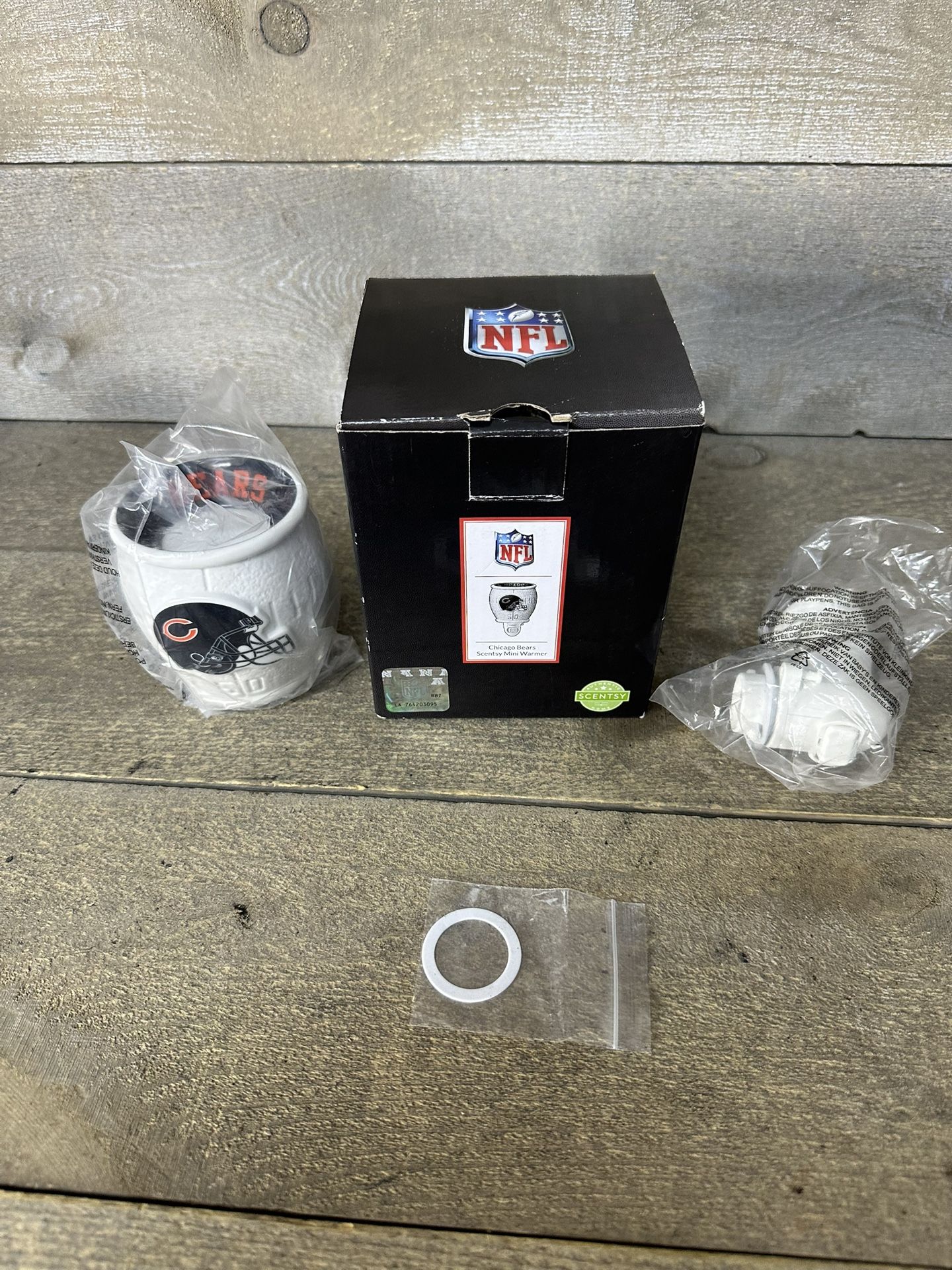 Scentsy NFL Chicago Bears Football Mini Wax Warmer Retired New Open Box