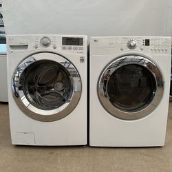 LG Washer And Gas Dryer Laundry Set