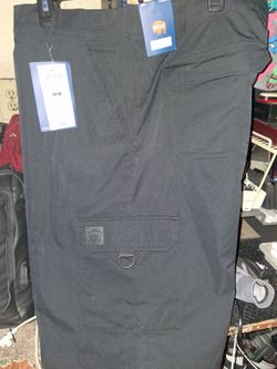 Cargo Shorts (Blk..size.42)..$15