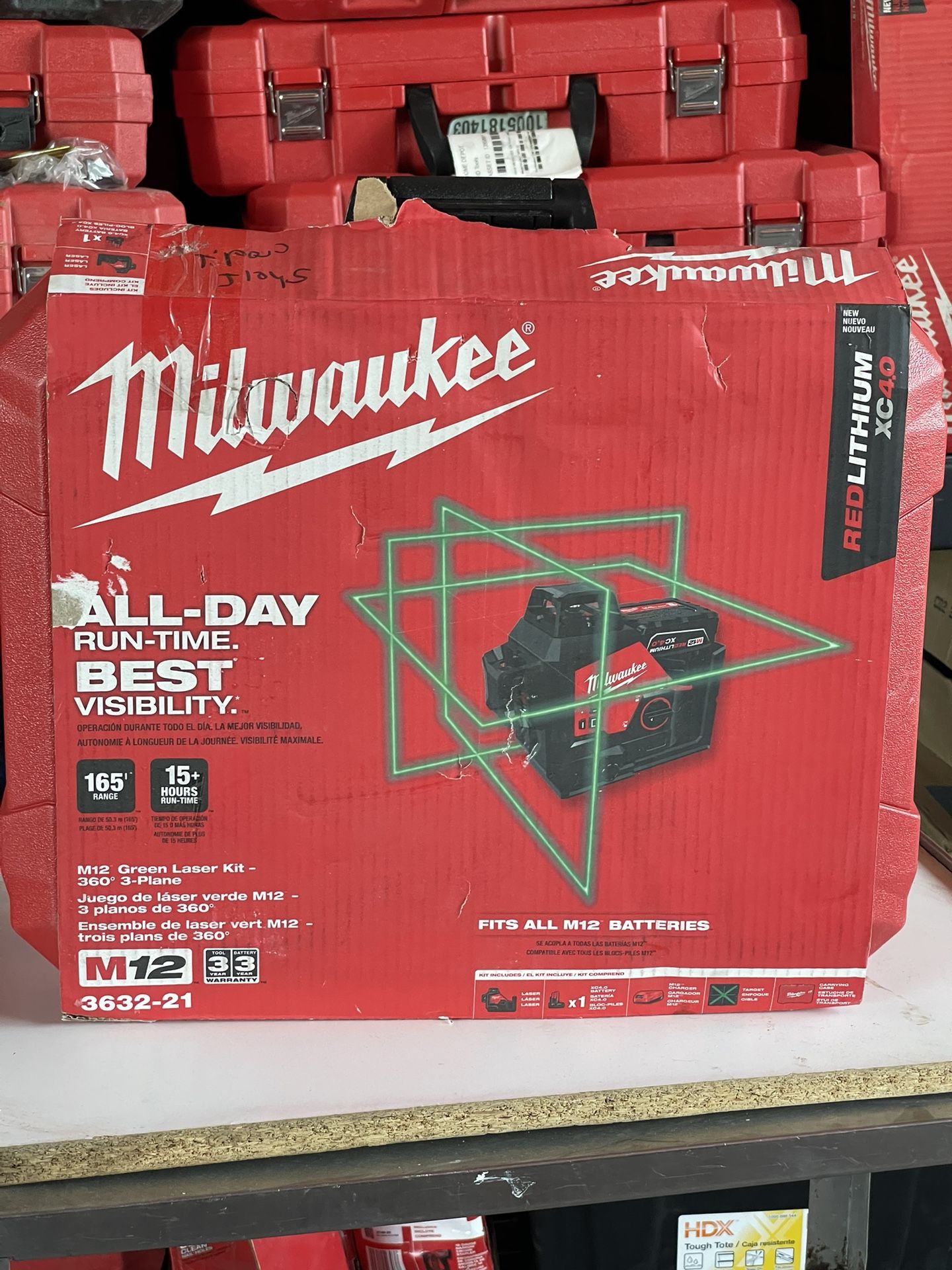 Milwaukee M12 12-Volt Lithium-Ion Cordless Green 250 ft. 3-Plane Laser Level Kit with One 4.0 Ah Battery, Charger and Case