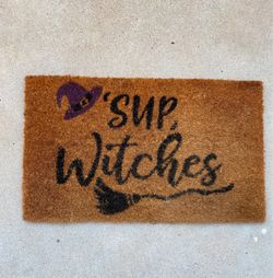 Sup Witches Halloween Doormat 🧙🏻♀️🧹✨