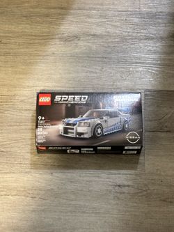 Nissan GTR Lego set