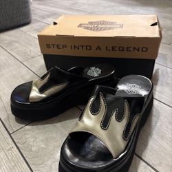 Rare dead-stock Authentic 90s y2k Harley Davidson black and grey platforms  