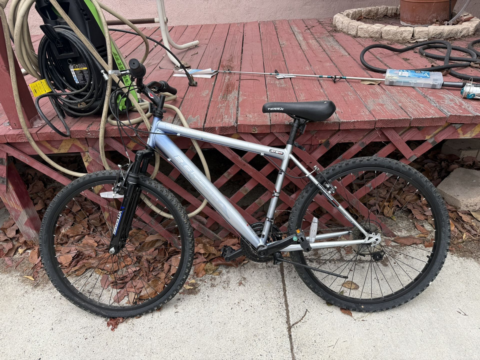 Terra 26” Kent Bicycle