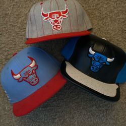 Chicago Bulls Snap backs 10ea. 