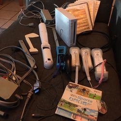 Nintendo Wii System With 15 Games