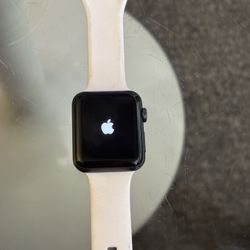 Apple Watch 🍎 Series 3 - 42 mm