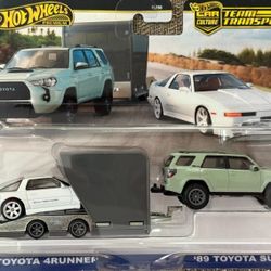 Hot Wheels Team Transport '18 Toyota 4Runner & ‘89 Toyota Supra