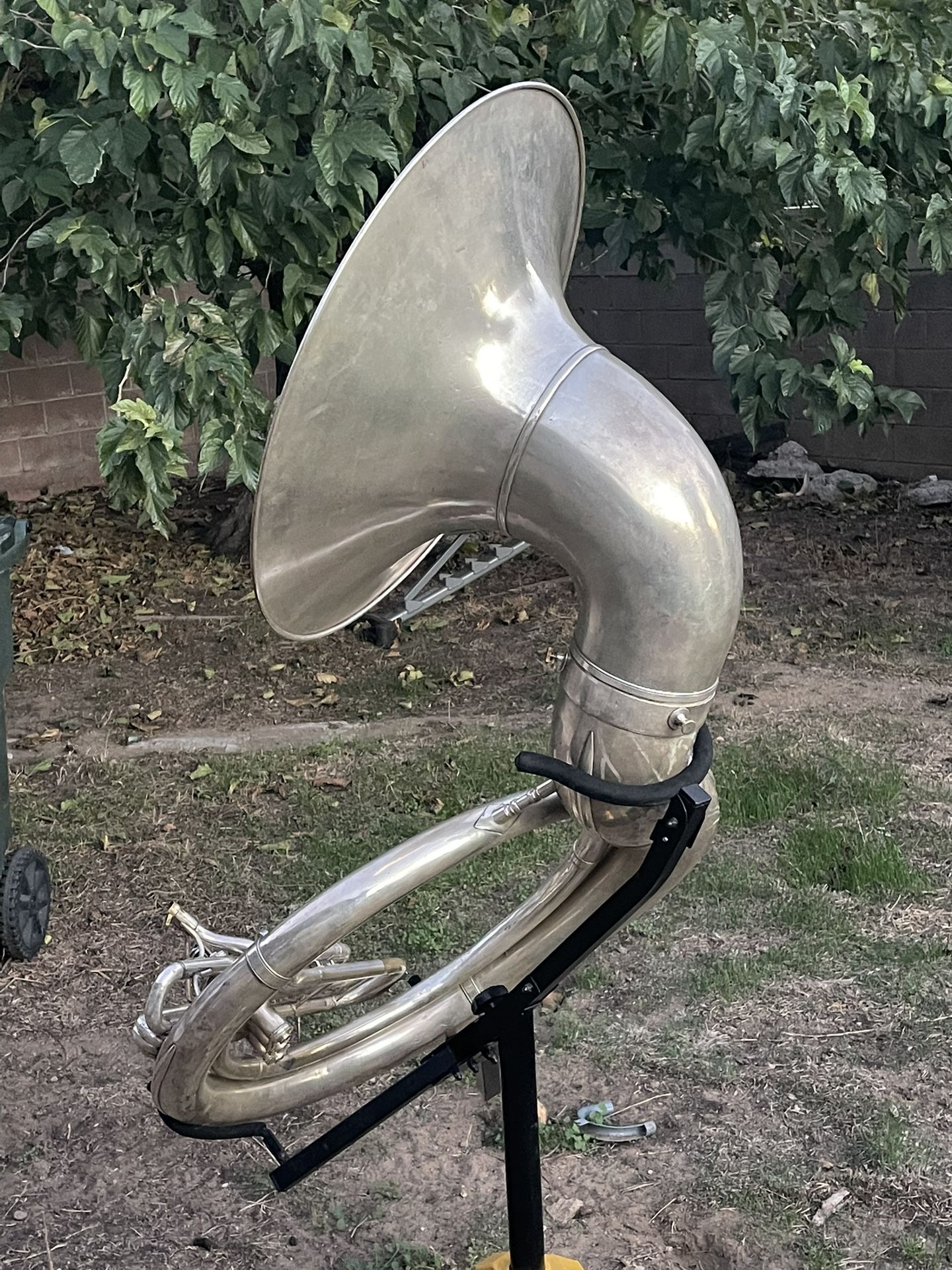 14k Sousaphone Tuba for Sale in Rialto, CA OfferUp