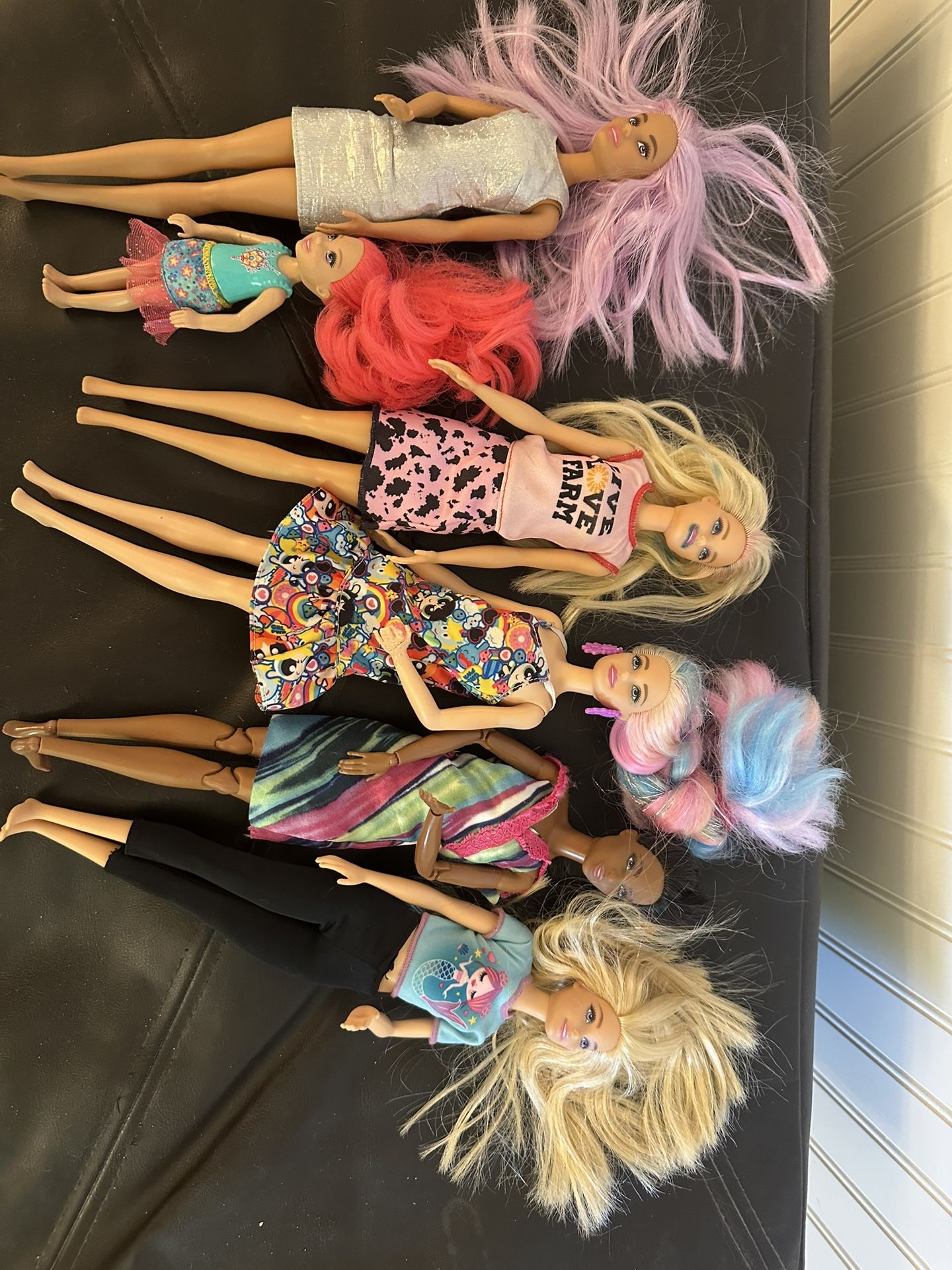 Barbies, Clothes And Outdoor Recreation Set
