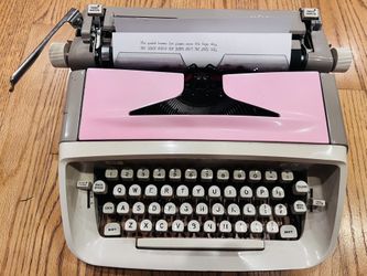 Royal Safari cursive Typewriter