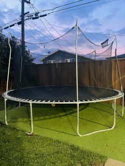 Trampoline