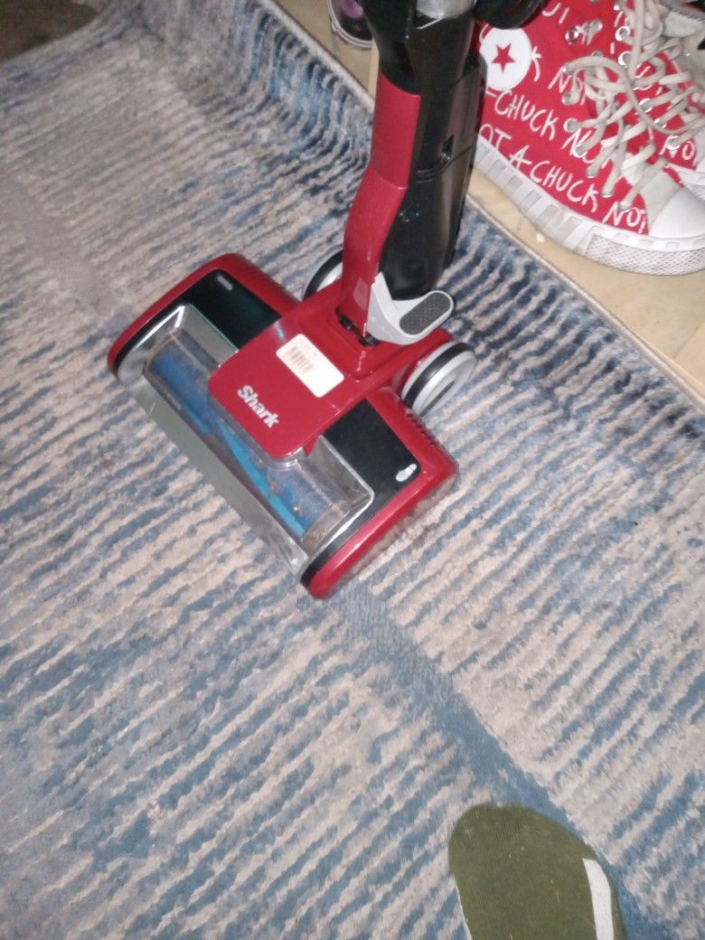 Brandnew** Shark Hand Wand 2 Level Vacuum (350.00)